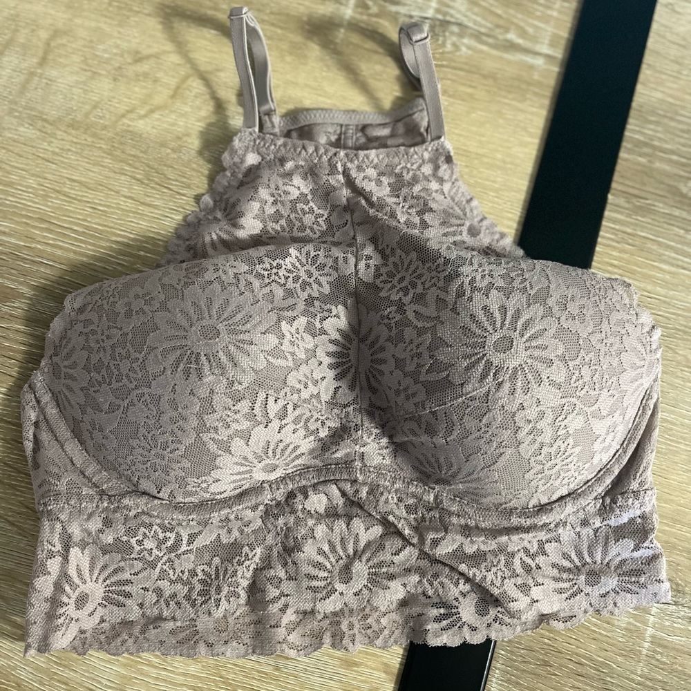 Victoria’s Secret Pink lightly lined push up bralette